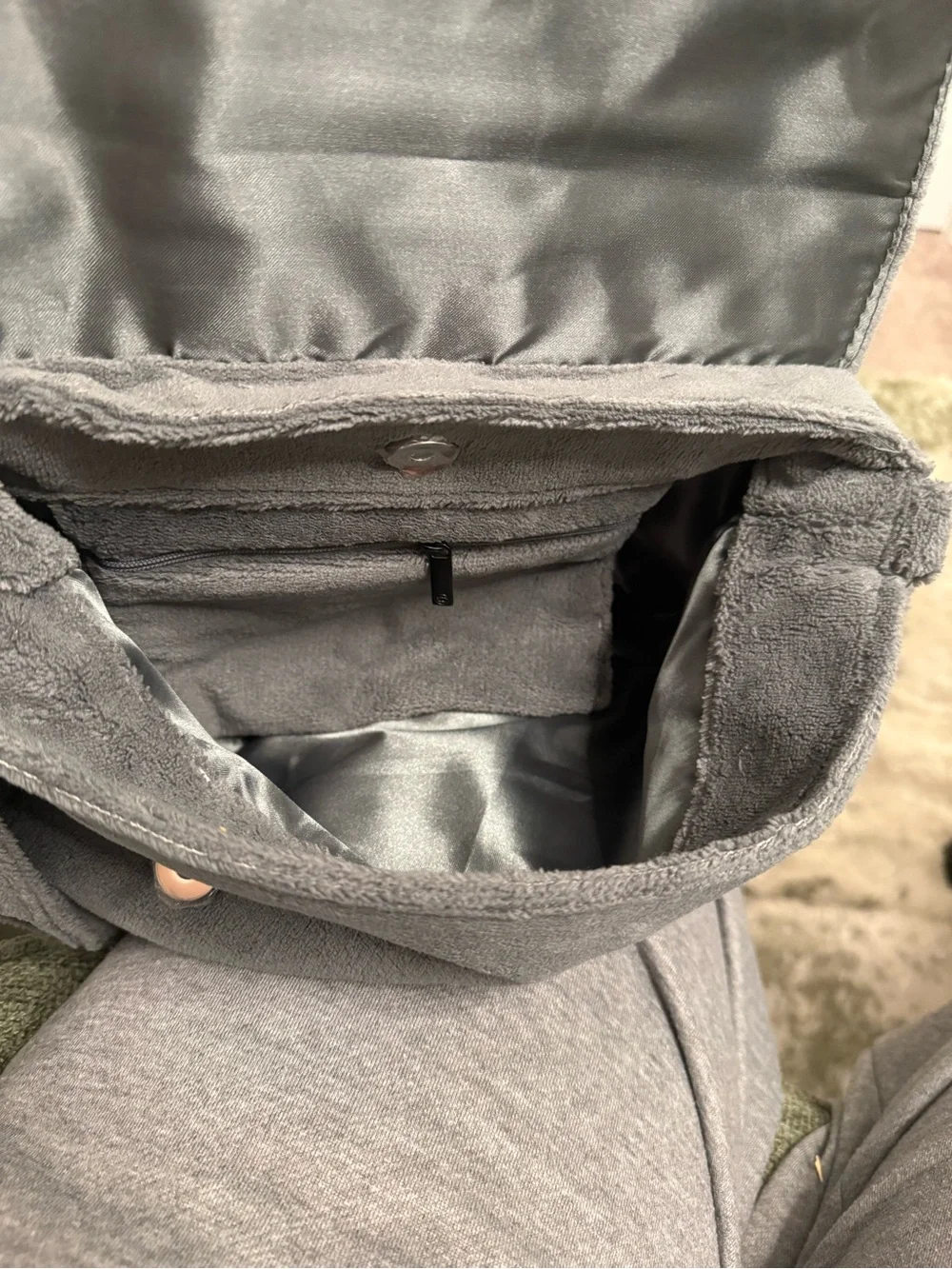 Chanel Gray Terrycloth Shoulder Bag with White CC Logo - Picture 3 of 5